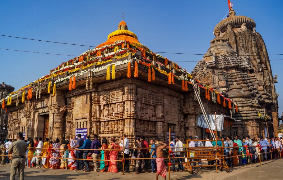 Centre, Odisha govt lock horns over Lingaraj Temple ordinance; heres why