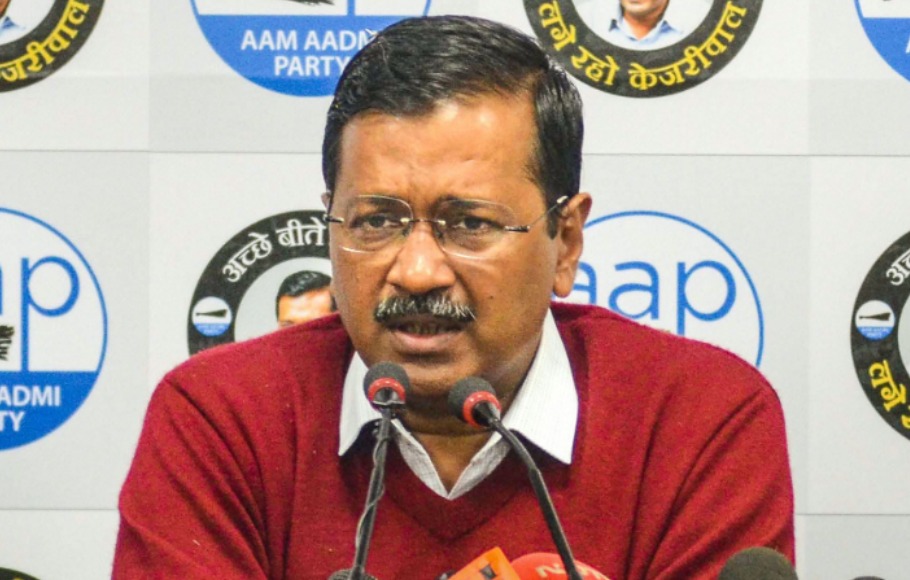 Kejriwal tweets about PMs decision to extend lockdown, faces backlash