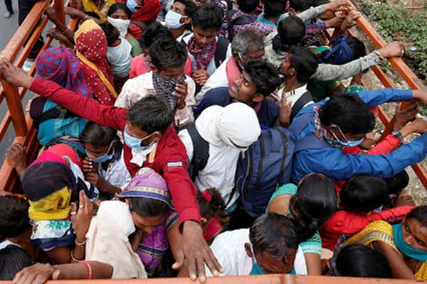 Govt allows migrant labourers movement within state limits