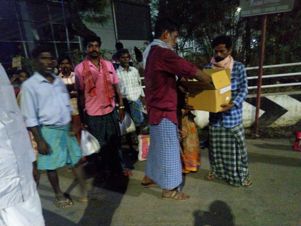 COVID-19: Stranded migrant workers starve on streets, walk miles home ...