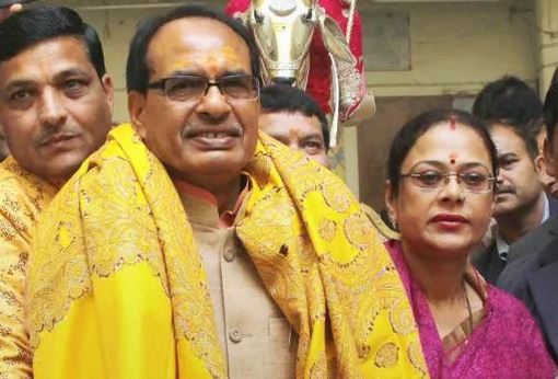 MP CM Shivraj Singh Chouhan wins floor test, Cong MLAs shun session