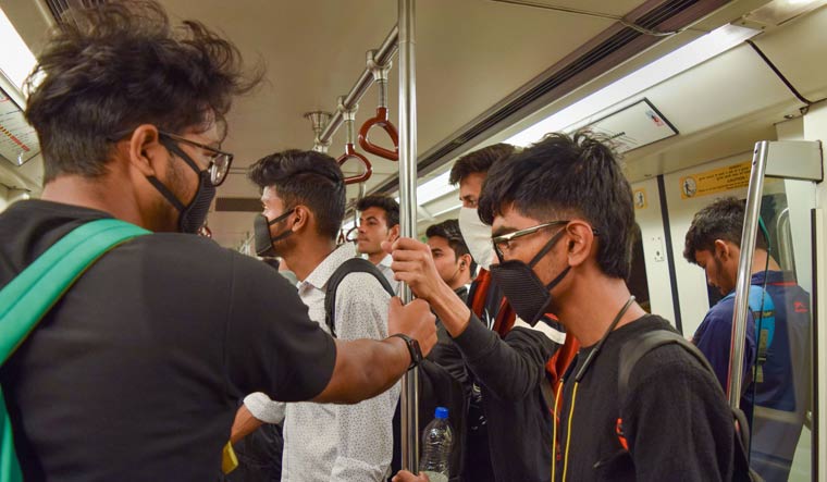 Video of scantily-clad woman goes viral; Delhi Metro asks commuters to follow social etiquette