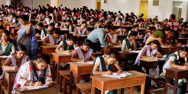 Amid lockdown, Kerala govt boat helps girl reach exam center
