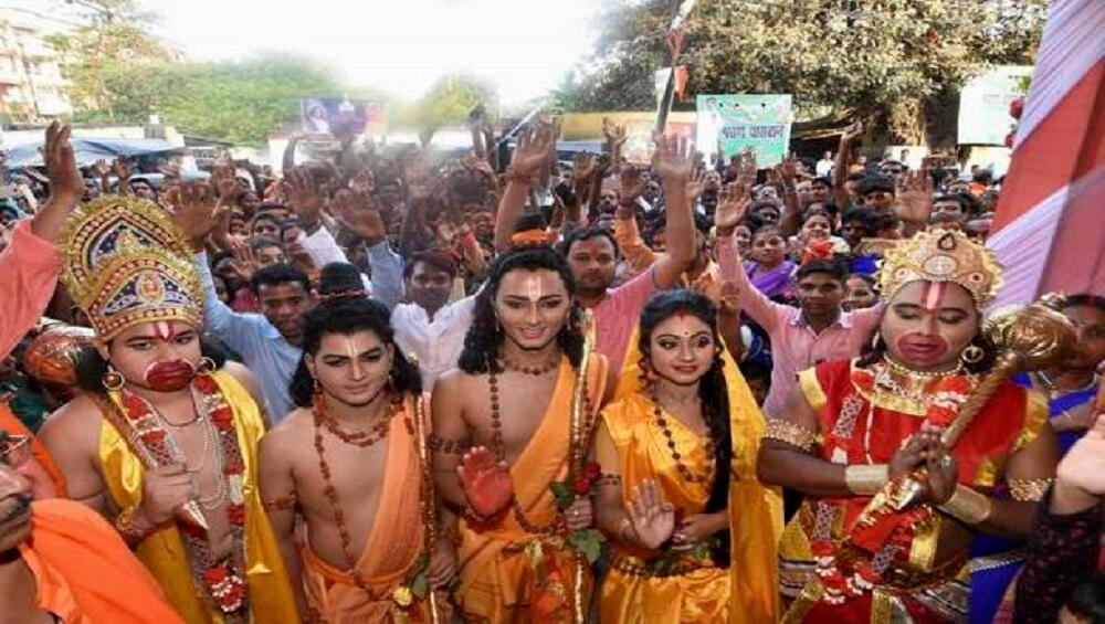 Defying lockdown, devotees throng temples on Ram Navami in Bengal