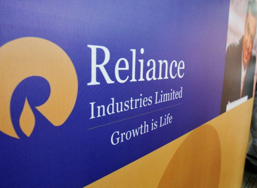 Reliance cuts staffs salary by 10-50%; Ambani to forgo entire pay