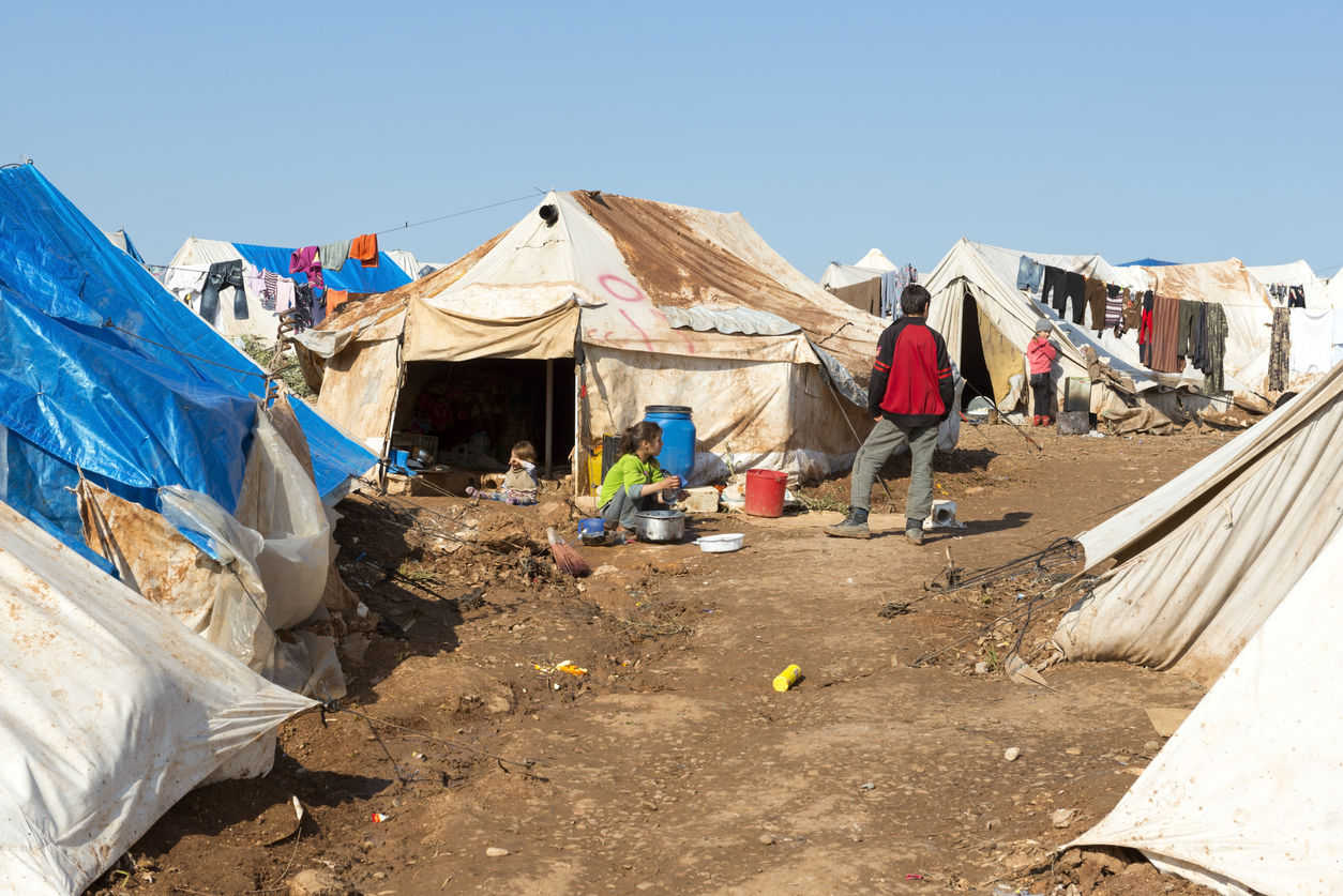 Lack of virus testing stokes fears in refugee camps across world