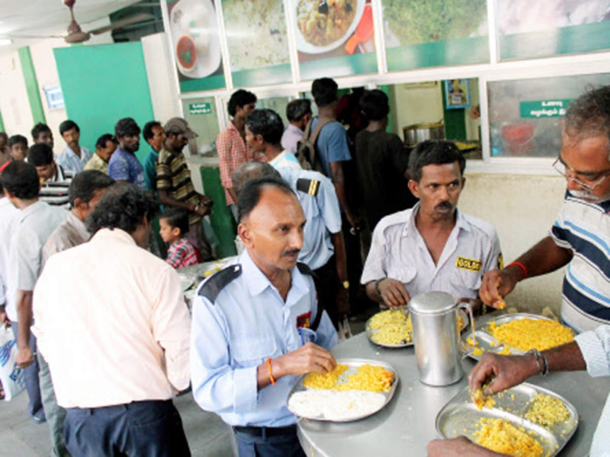 Amma Canteens prove to be a boon for many during lockdown in urban TN