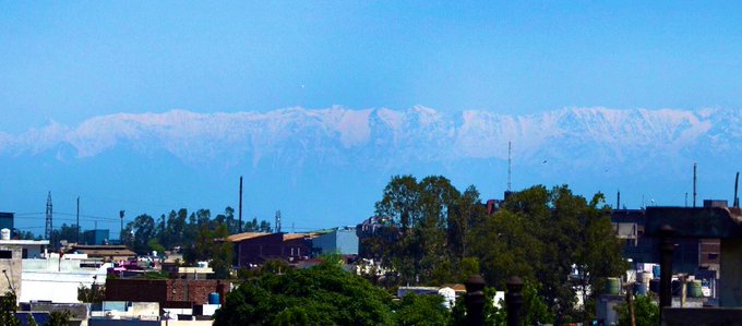 Jalandhar residents see Dhauladhar peak, thanks to COVID lockdown