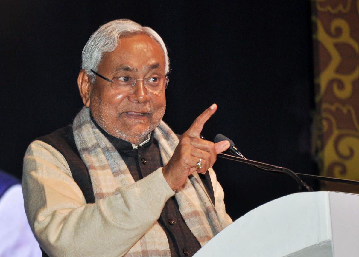 Onion thrown at him during rally, Nitish Kumar says keep throwing