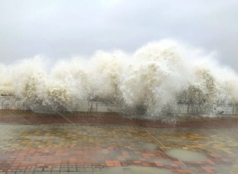 Cyclone Mocha makes landfall; tourists prevented from going to beaches in Bengal