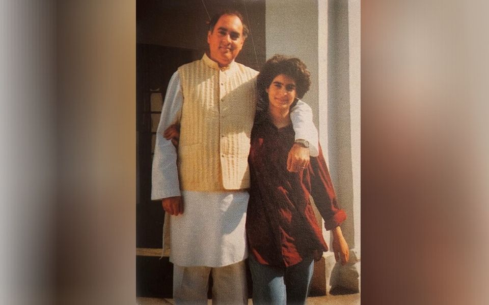 Congress pays tribute to Rajiv Gandhi; Priyanka tweets last photo with father