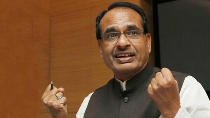 Shivraj Singh Chouhan blames Kamal Nath for delay in MPs COVID fight