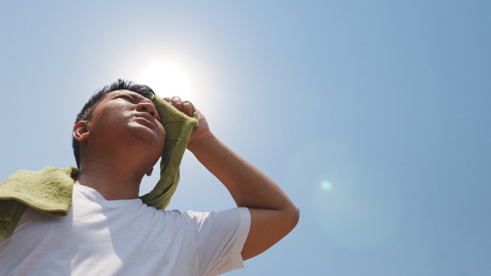 Heatwave alert issued for north, central India; Delhi to scorch at 45 degrees C