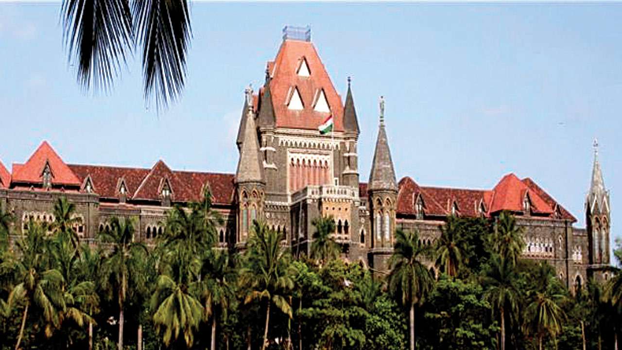 Bombay HC, reward to informers, meritorious claim. Union Government, rewards policy, Customs department, diamonds seizure