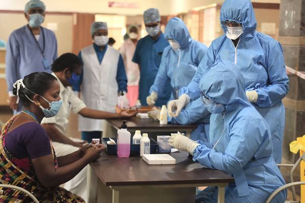 Indias COVID tally crosses 16L mark, over 10K cases in Maharashtra, AP