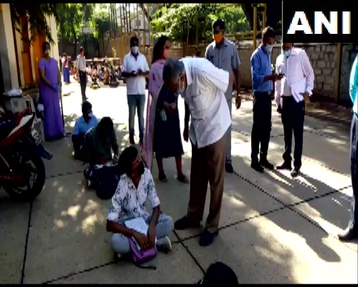 Amid COVID fear, SSLC exams start in Karnataka