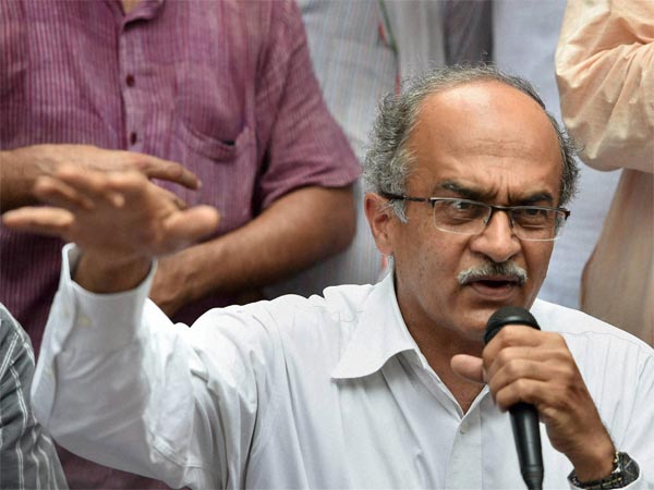 SC slaps contempt notice on Prashant Bhushan for derogatory tweets