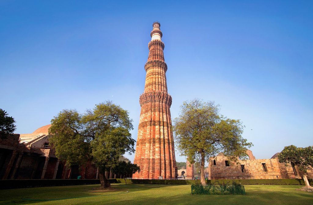 Qutub Minar has nothing to do with Mughals, built 300 years before Babur: Experts
