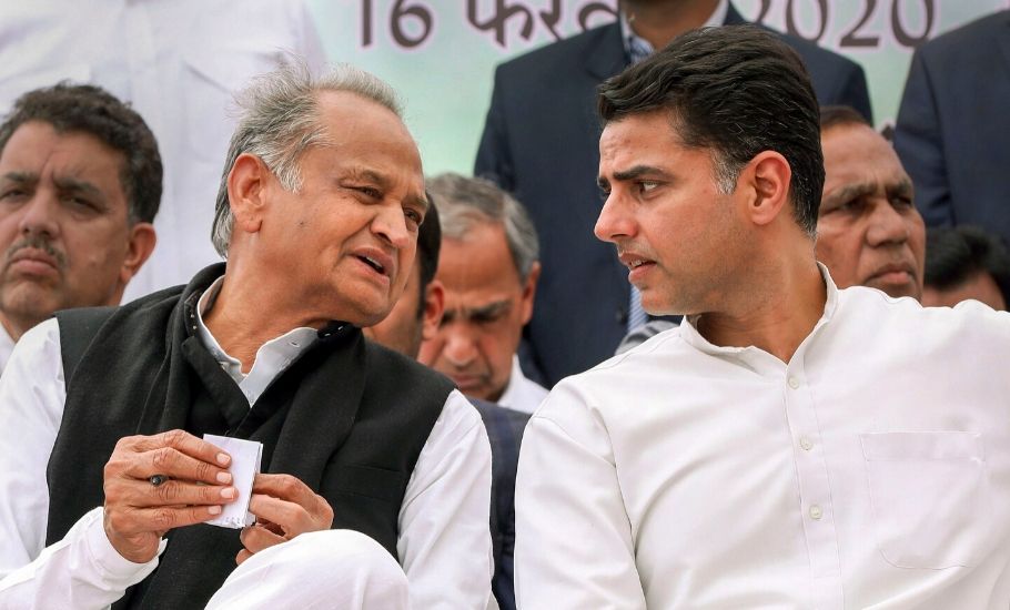 HC breather to Camp Pilot sends Gehlot to Guv house with floor test request