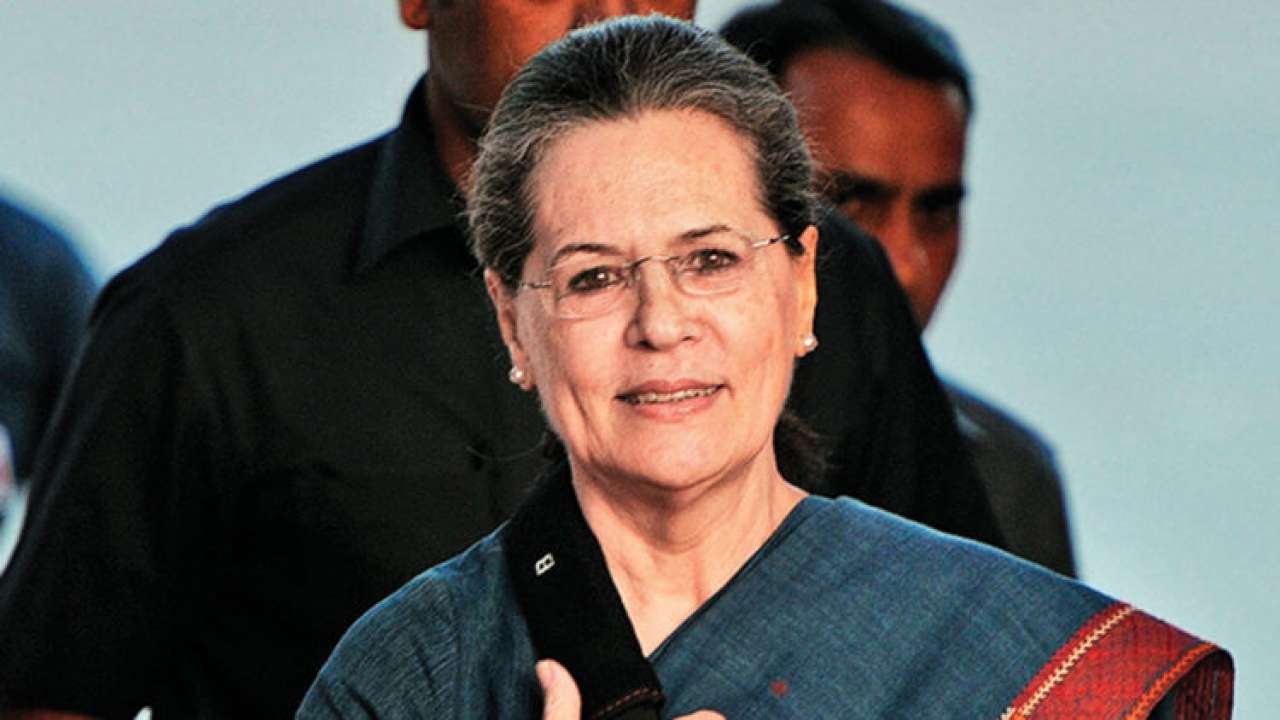 Sonia may meet dissident Congress leaders on Saturday