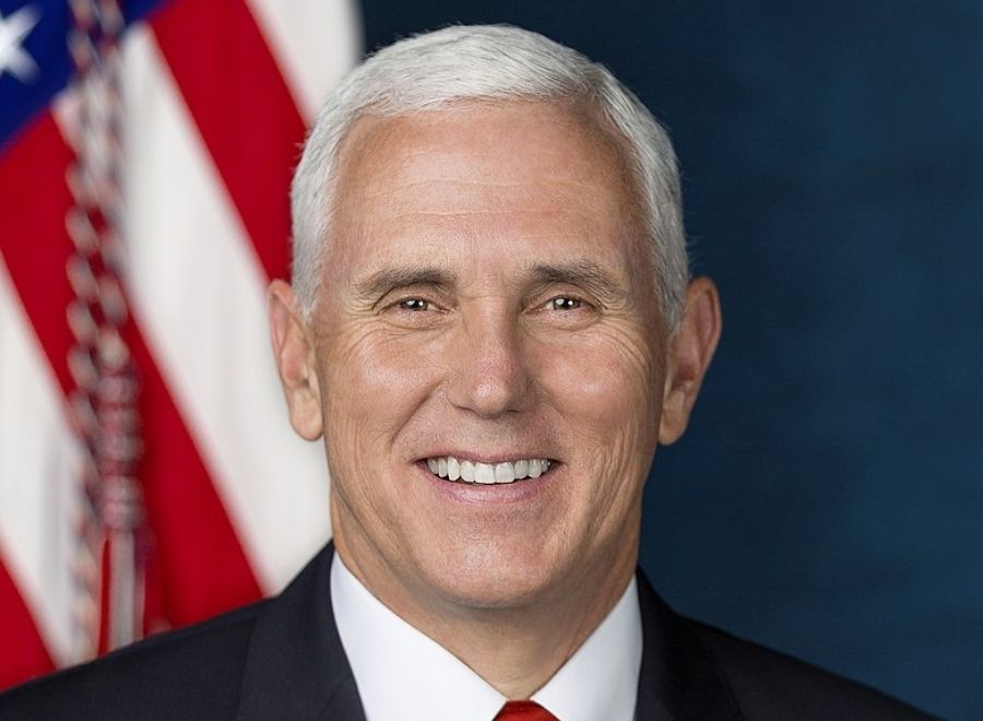 Mike Pence formally accepts Republican vice-presidential nomination