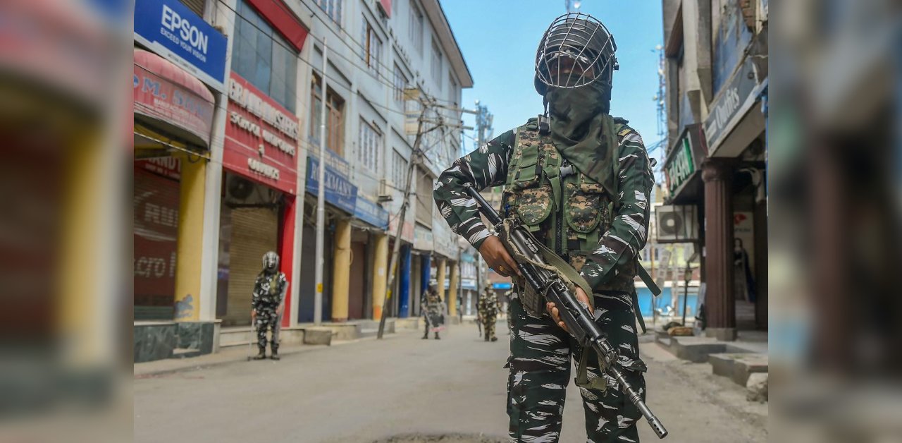 In a first, women CRPF personnel deployed for security duties on I-Day in Srinagar