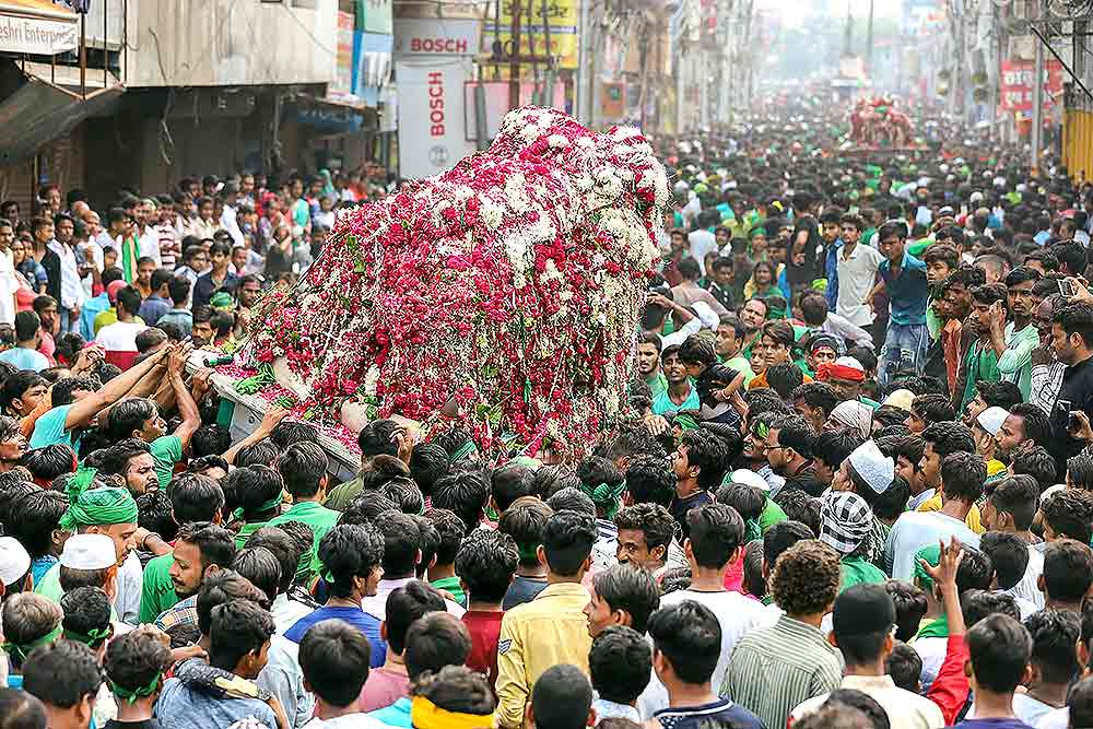 Many join Muharram procession in Hyderabad in violation of HC order