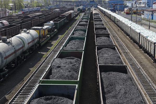 Centre allows power utilities to import 10% of coal