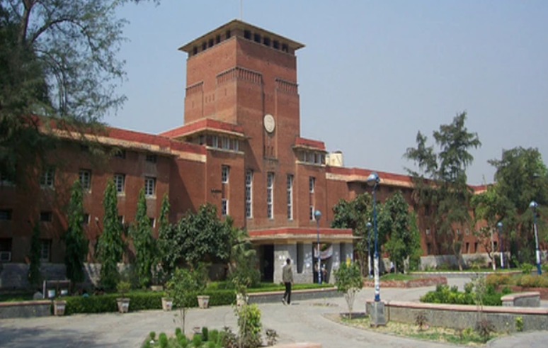 DU receives highest number of online applications in three years