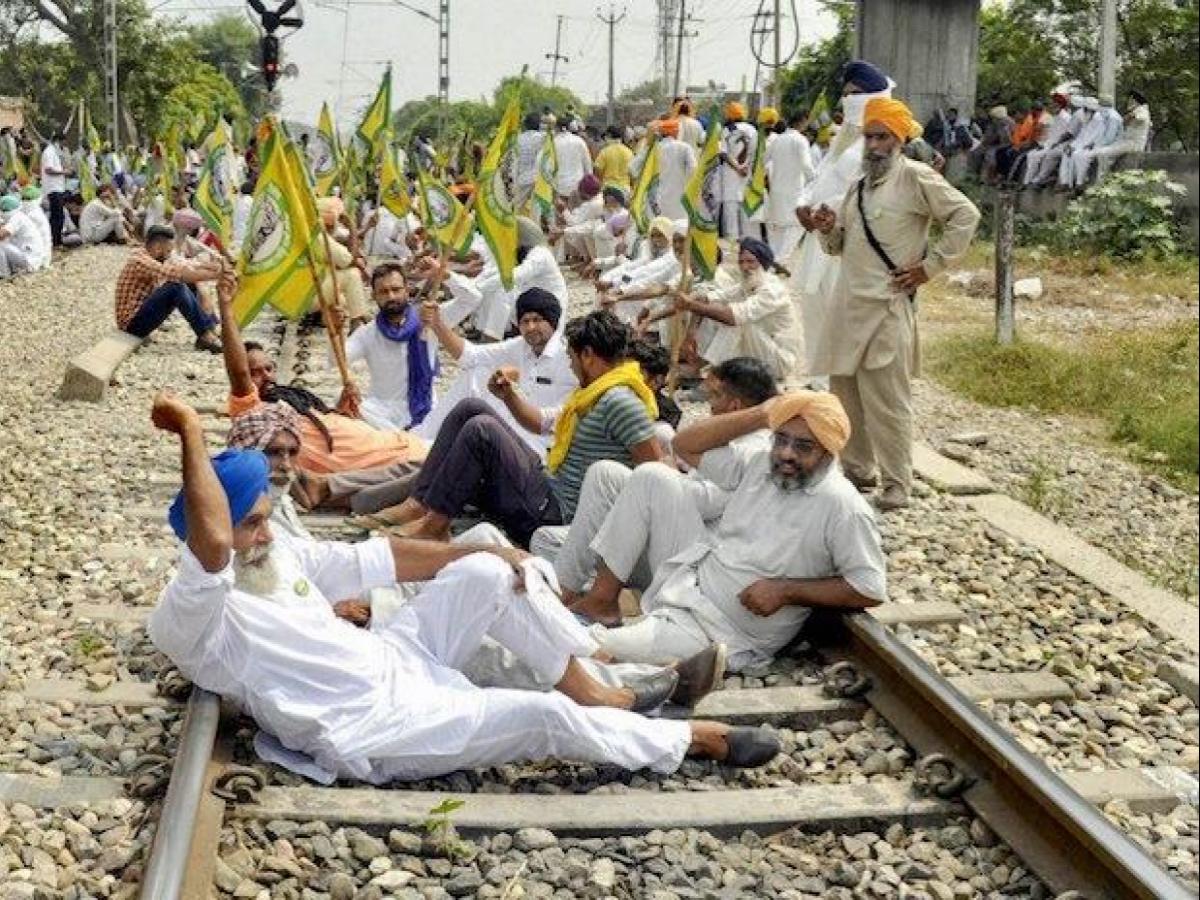 Farm bills protest: Farmers continue to block rail tracks in Punjab