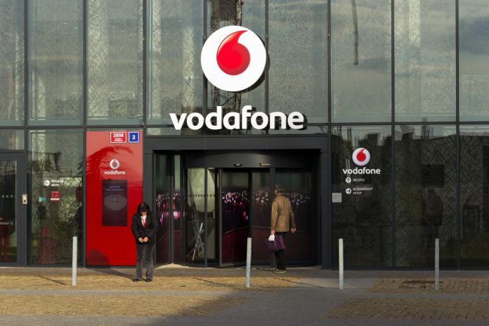 Vodafone Idea Ltd, Kumar Mangalam Birla, Reliance Jio, duopoly, Idea Cellular, Adjusted Gross Revenue, AGR dues