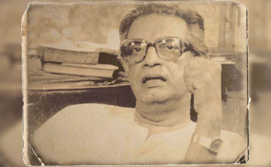 Satyajit Rays son to bring Feluda, Prof Shanku together on big screen