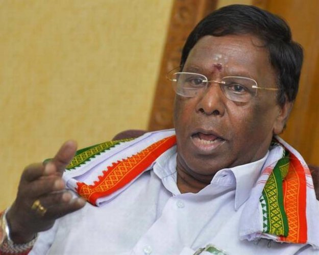 Ahead of Rahuls Pondy visit, Cong govt loses majority as one more MLA resigns
