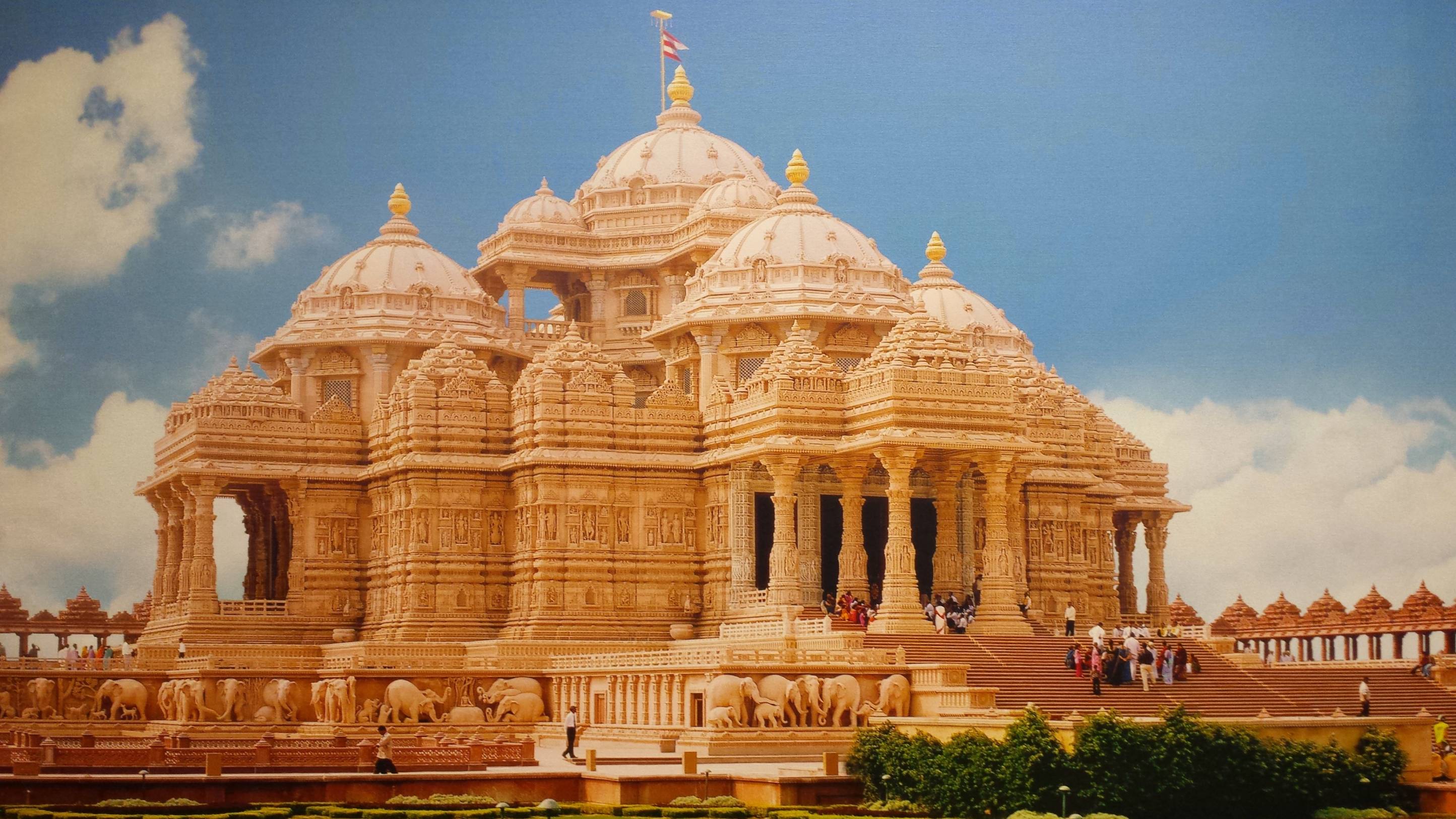 Delhi’s Akshardham temple to reopen from Oct 13 after months of lockdown