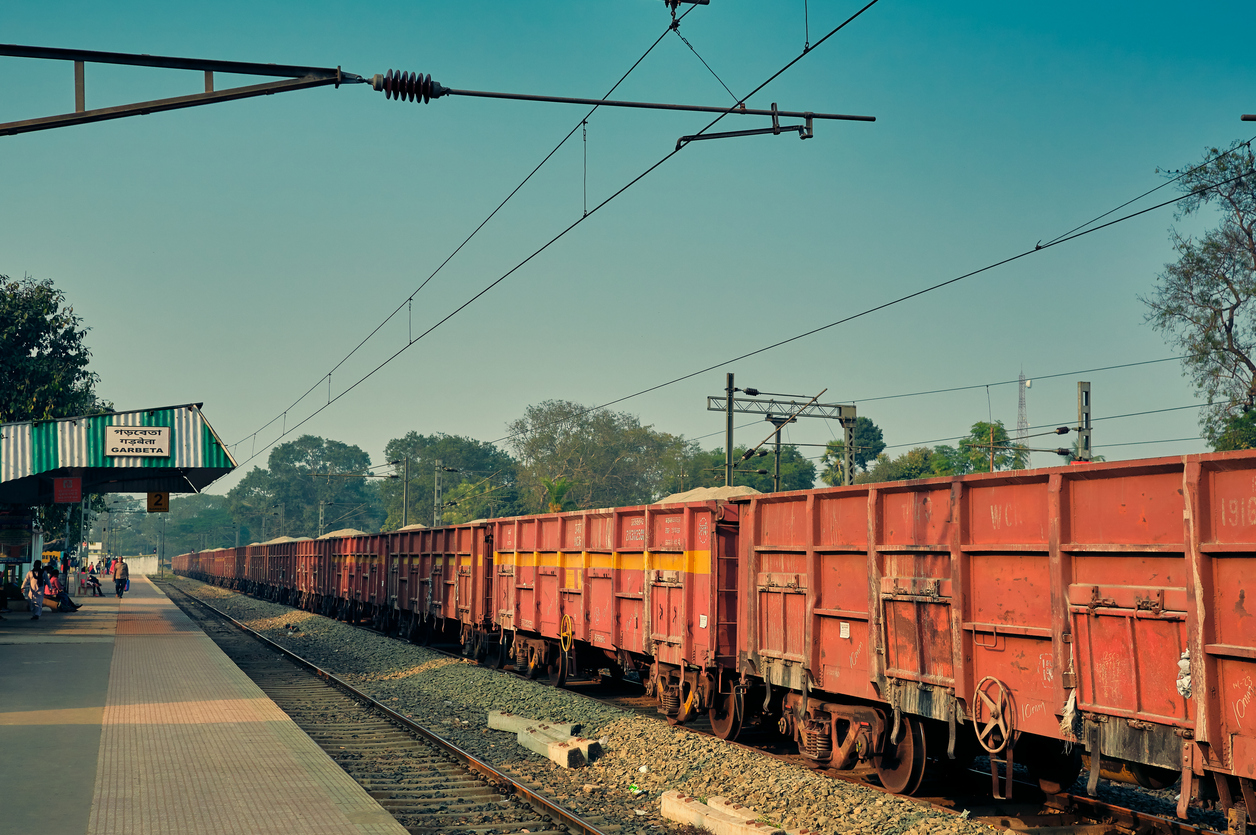Railways diversifies freight basket, lets fruits, grains, sugar hop on  