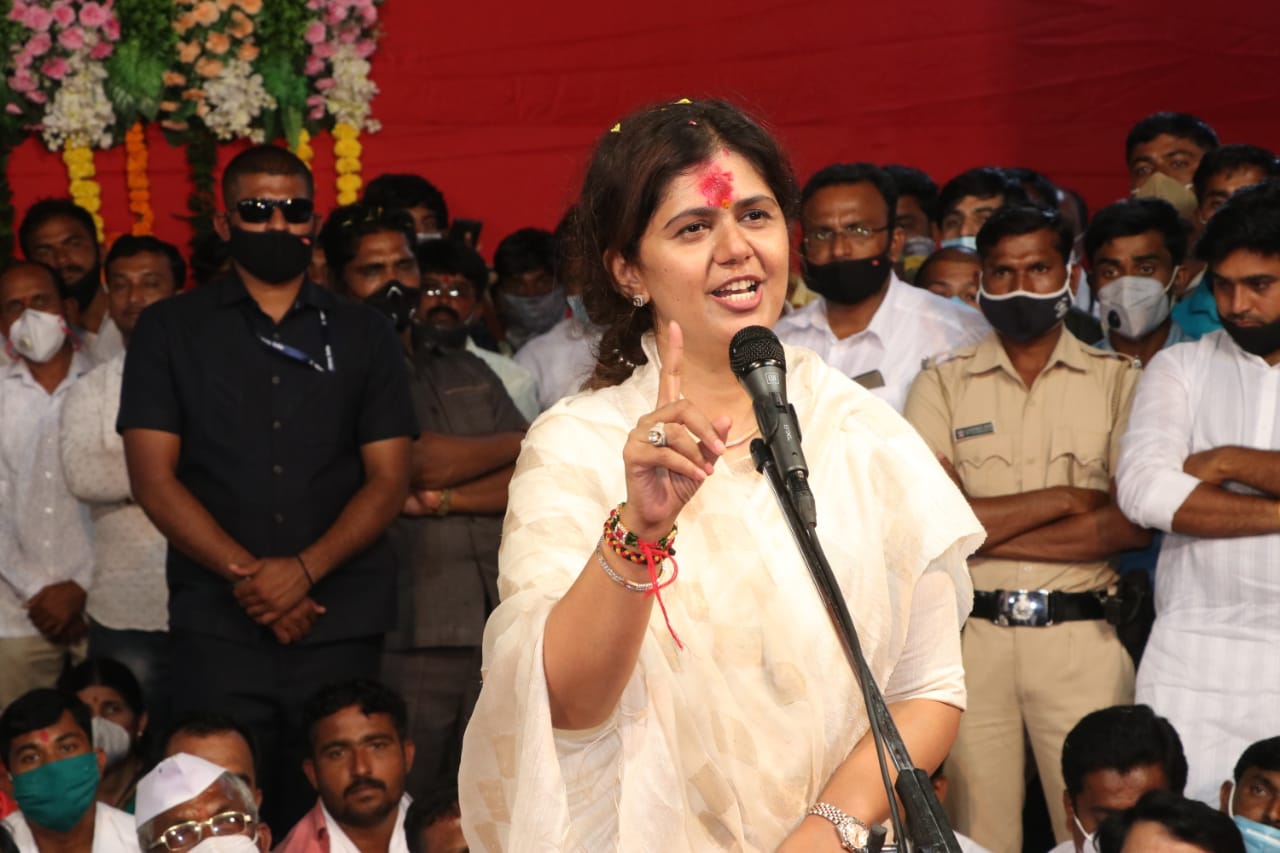 After Khadse, will Pankaja Munde be the next to leave BJP?