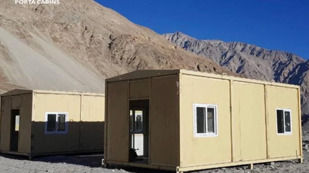 Army provides special shelters to troops to fight winter and China