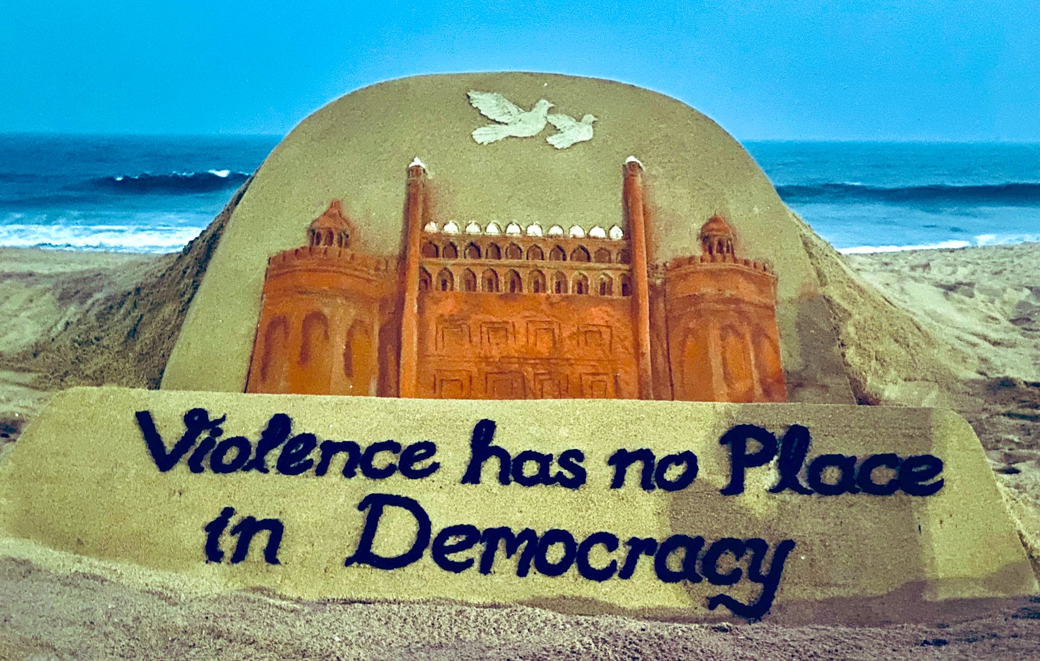 PM Modi reiterates offer to suspend farm laws for 18 months