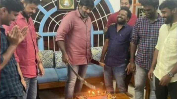 Climax is an apology as Vijay Sethupathi cuts cake with a sword