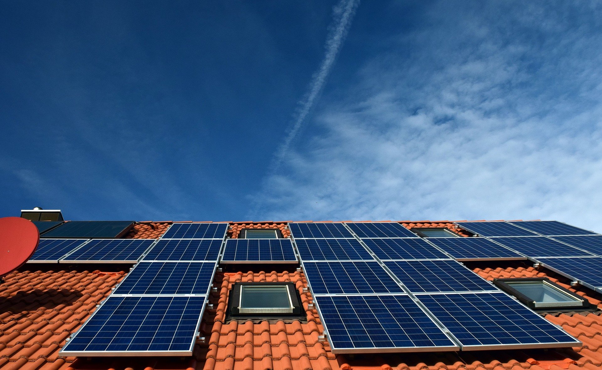 Want to install a solar rooftop? Read this first