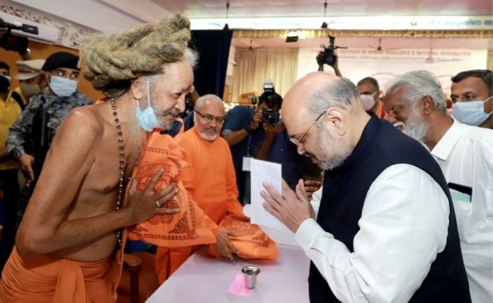 Shah meets heads of various Hindu mutts in poll-bound Kerala - The Federal