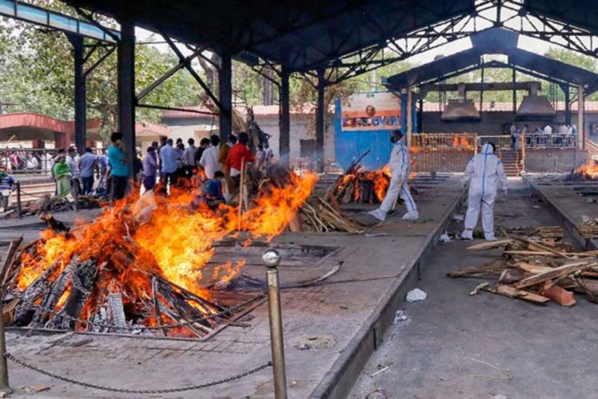 Delhi in distress: Cremations swell by day but no firewood for pyre