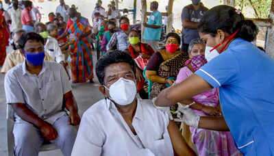 TN registers record-high vaccination figure; gives COVID jab to 4.3L in a day