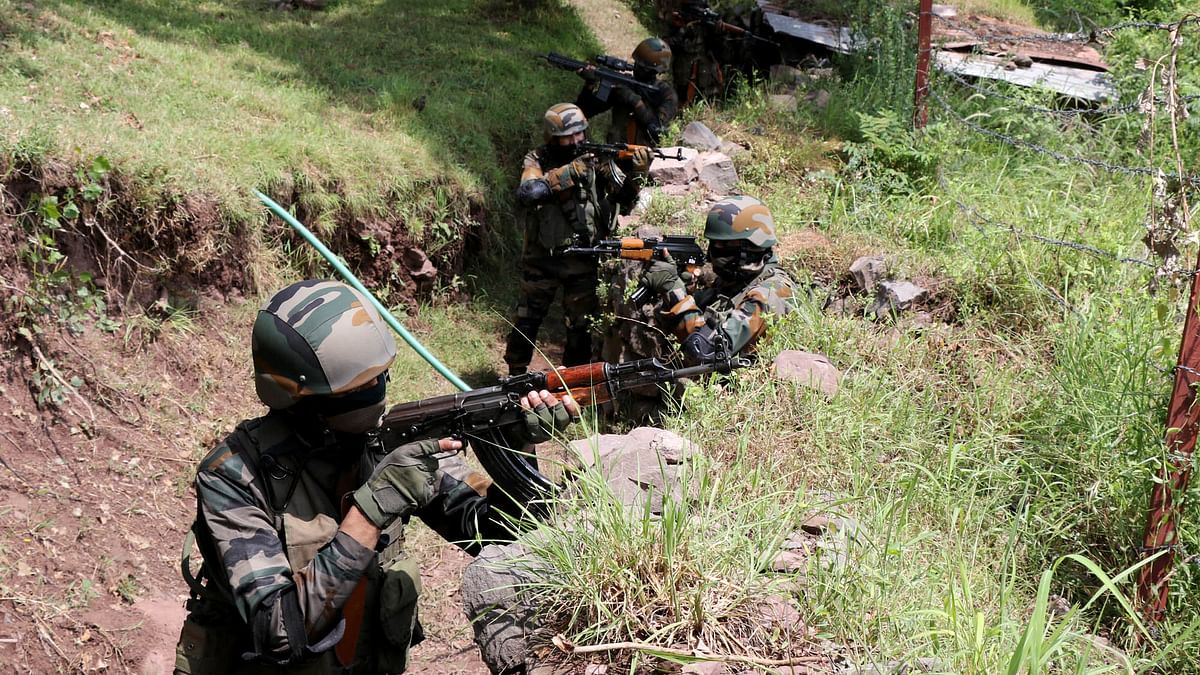 Indian Army ‘modifies’ American SiG 716 rifles to suit local needs