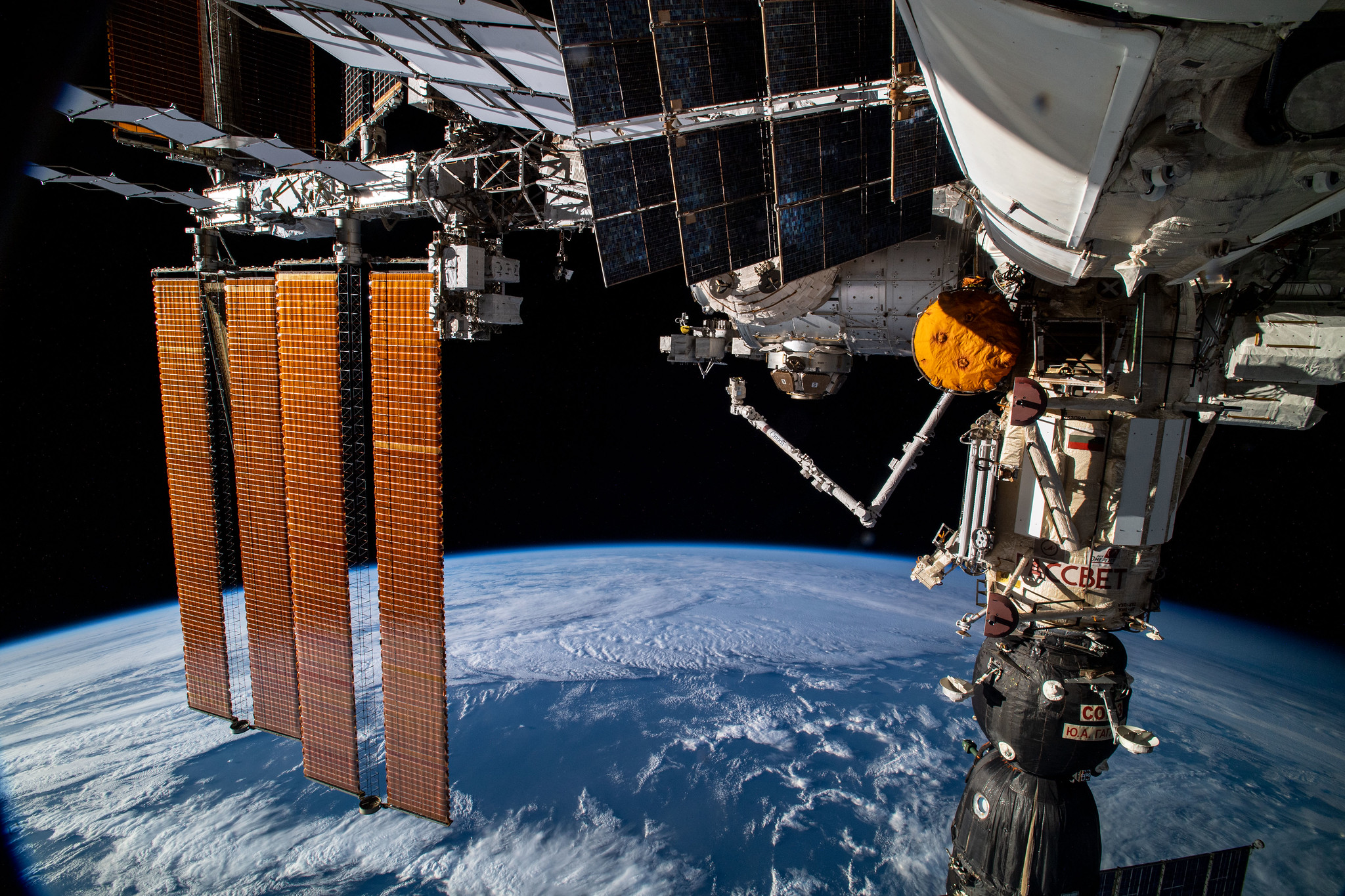 ISS faces momentary chaos after Russian module misfires