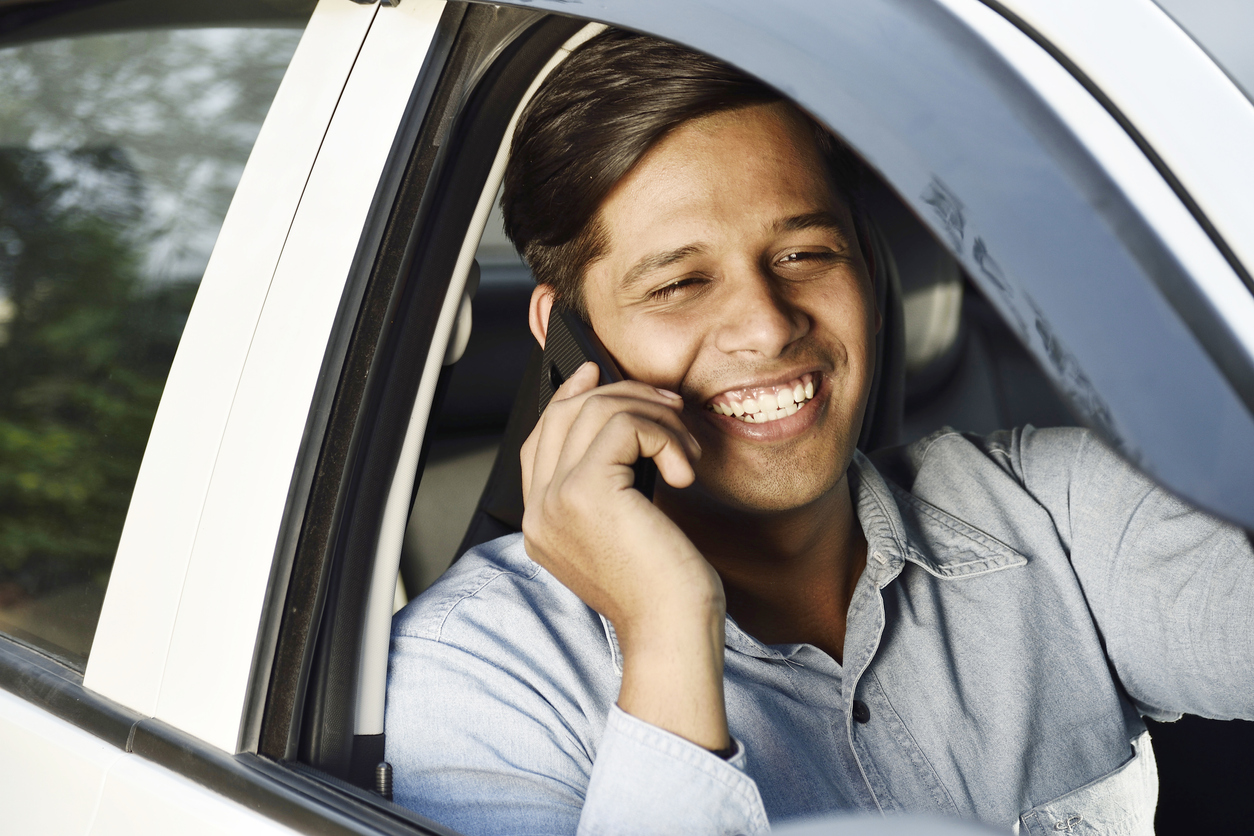 Kerala police to book, fine drivers talking on phone via Bluetooth