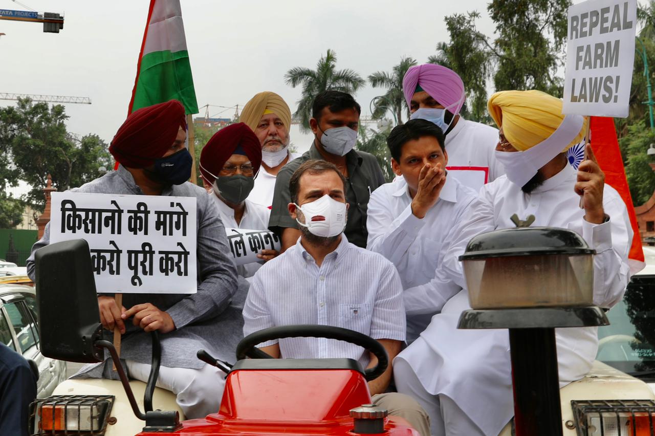 Rahul pulls a Vajpayee, drives tractor to Parliament to protest farm laws