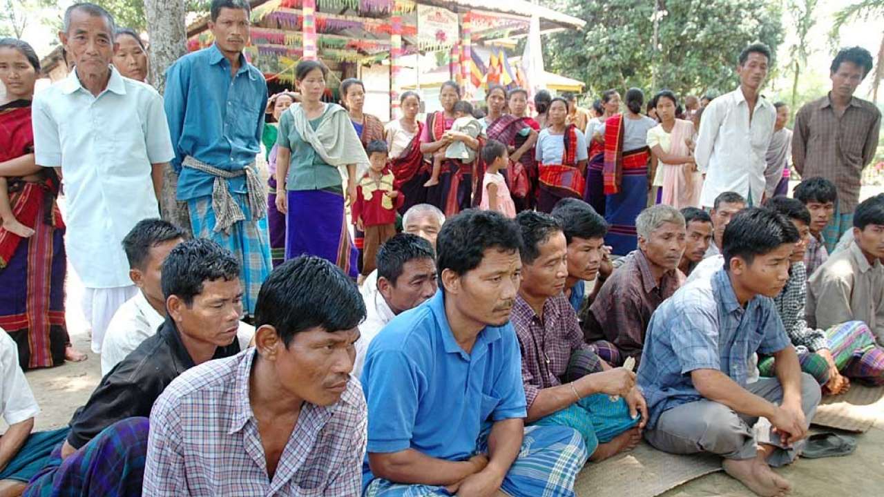 Arunachal stares at students stir as govt rakes up Chakma-Hajong issue
