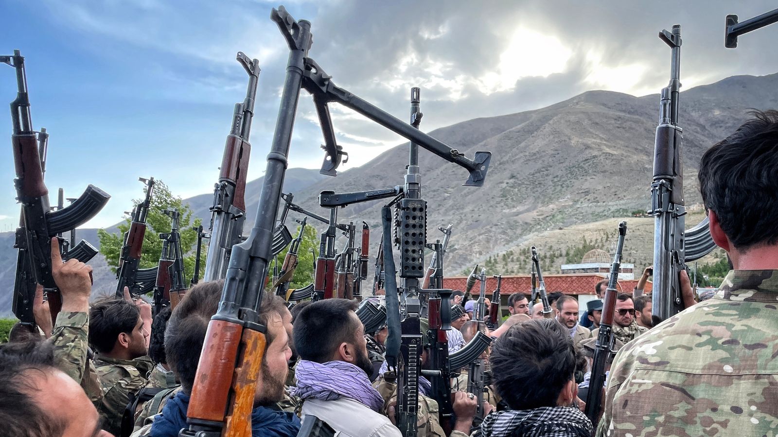 ‘Hundreds’ of Taliban head to Panjshir Valley as Massoud marshals forces