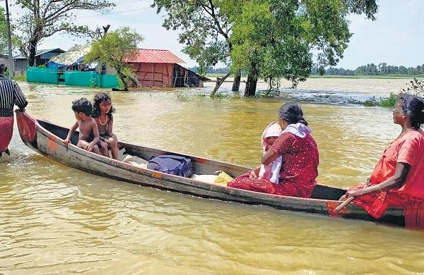 Opening dam gates brings back fears of 2018 floods in Keralas Kuttanad